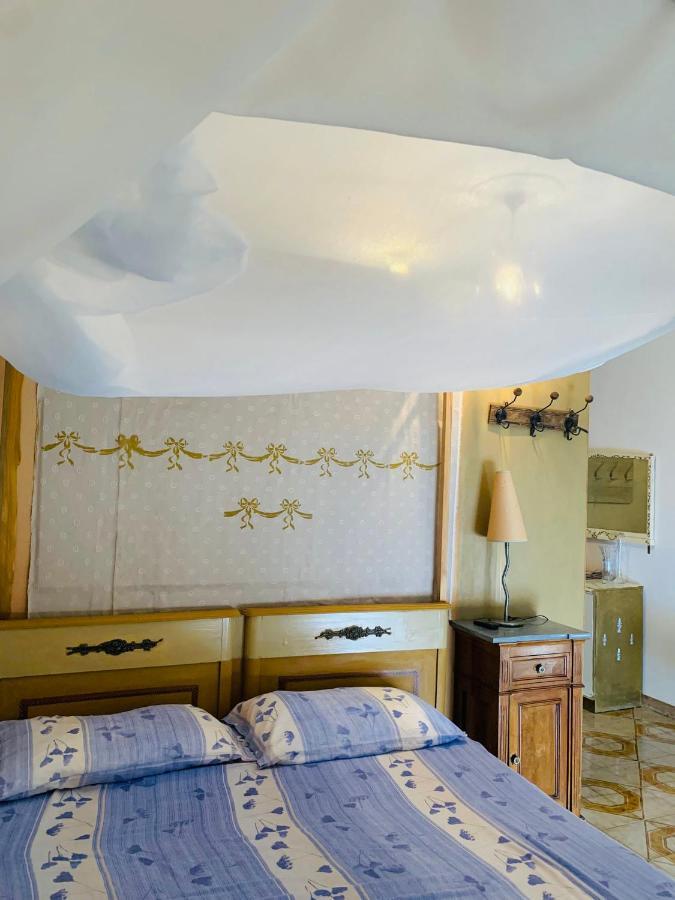 Big House Vicino Al Castello Apartment Рока Империале Екстериор снимка