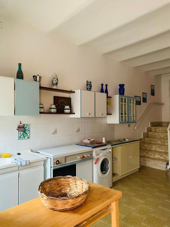 Big House Vicino Al Castello Apartment Рока Империале Екстериор снимка
