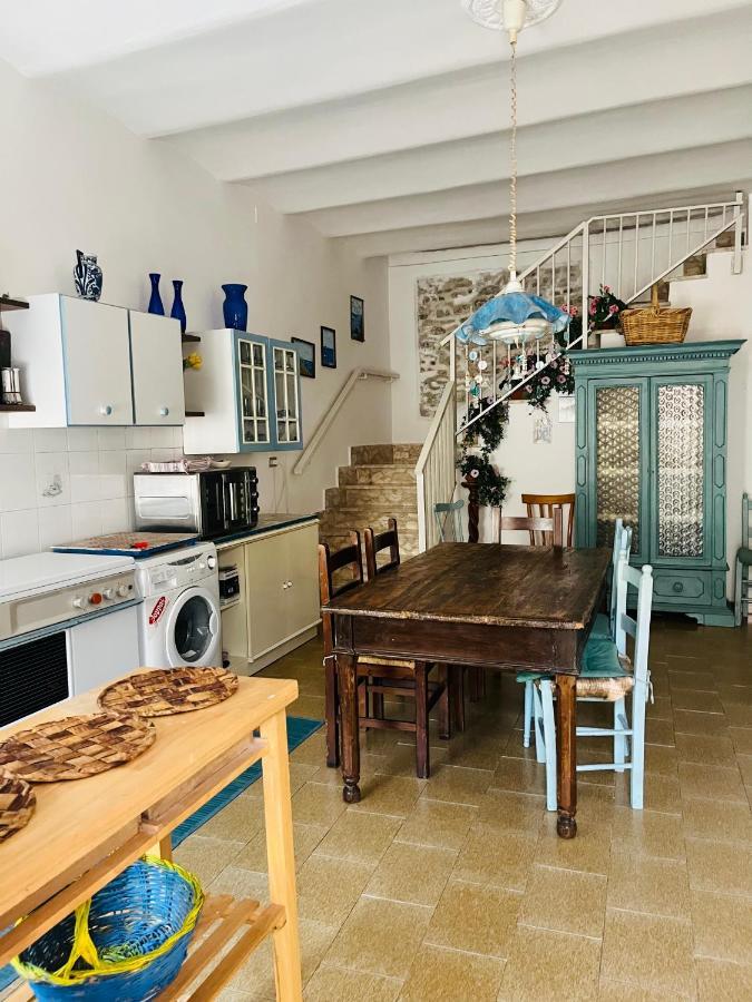 Big House Vicino Al Castello Apartment Рока Империале Екстериор снимка